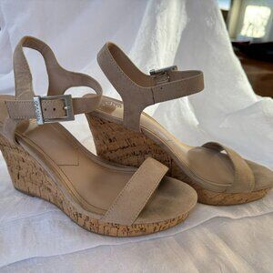 Charles by Charles Davis Wedge Sandals - Size 8